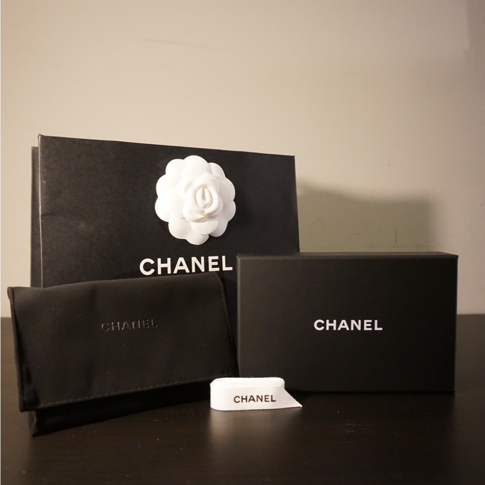 Authentic CHANEL Sunglass Box & Dust bag